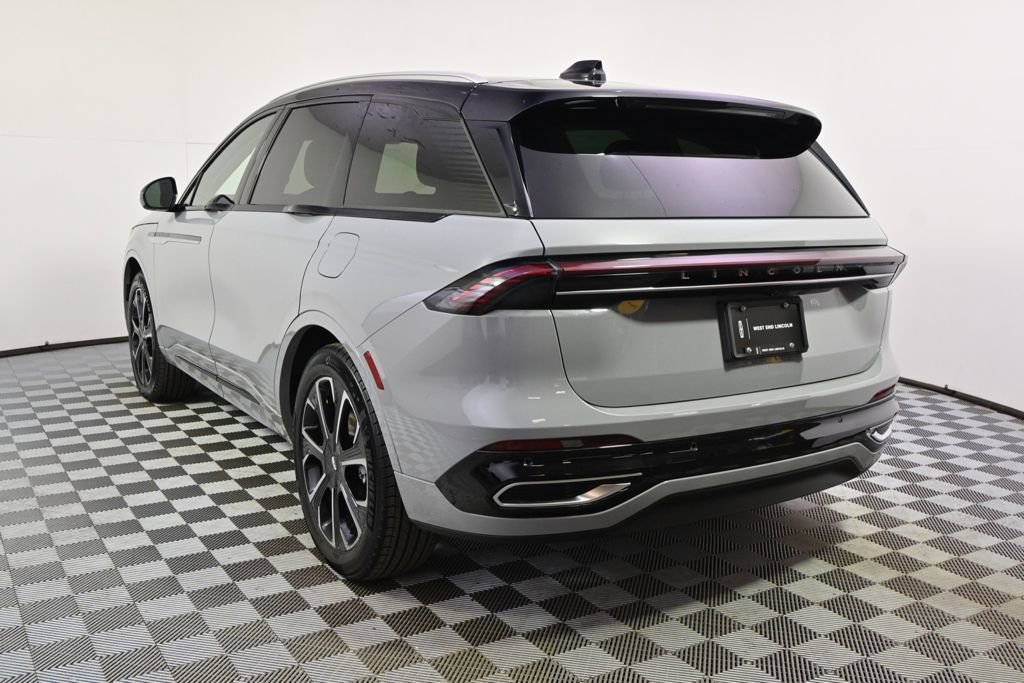 New 2026 Lincoln Nautilus Reserve image 4