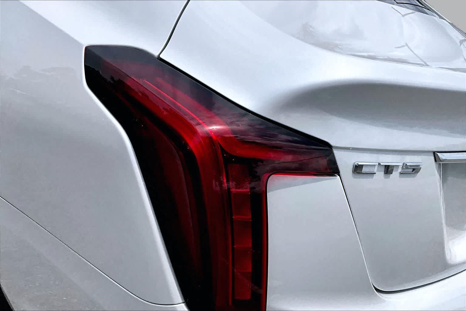 Used 2023 Cadillac CT5 Luxury w/ Cold Weather Package RWD image 29