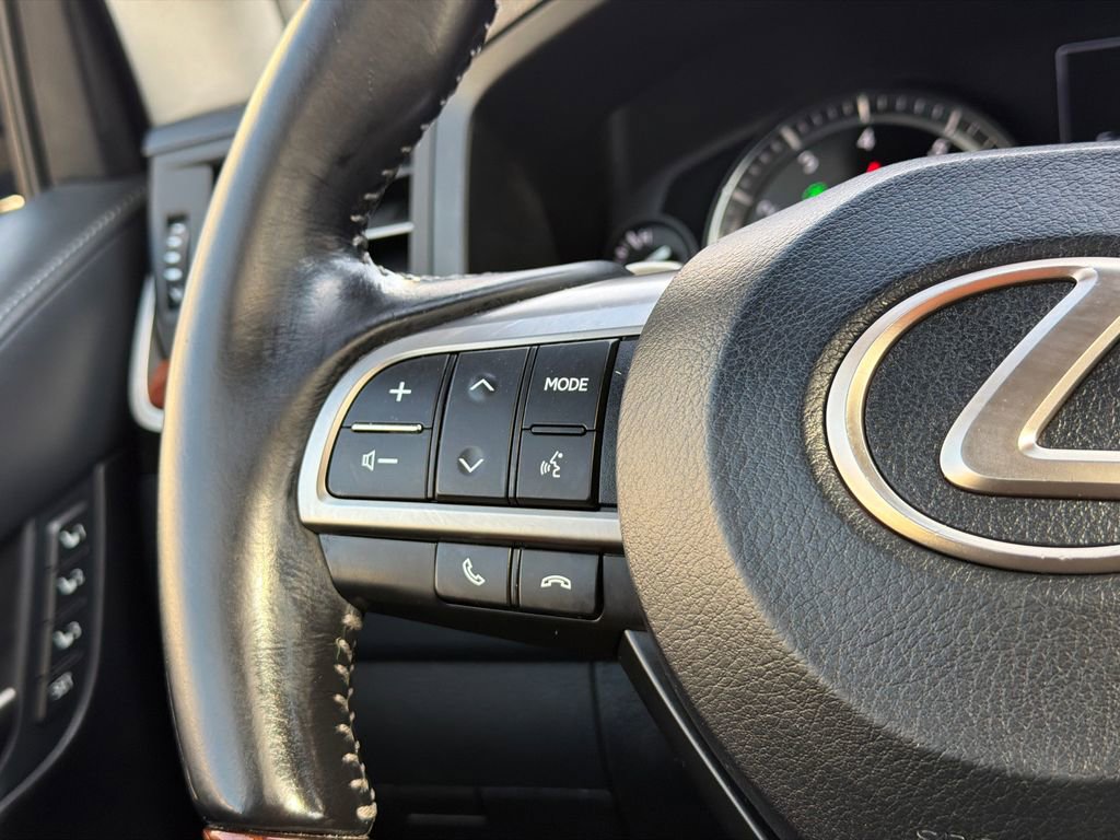 Used 2018 Lexus LX 570 4WD image 27