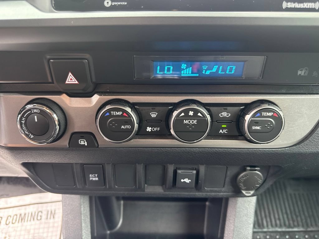 Used 2023 Toyota Tacoma SR AWD/4WD image 31