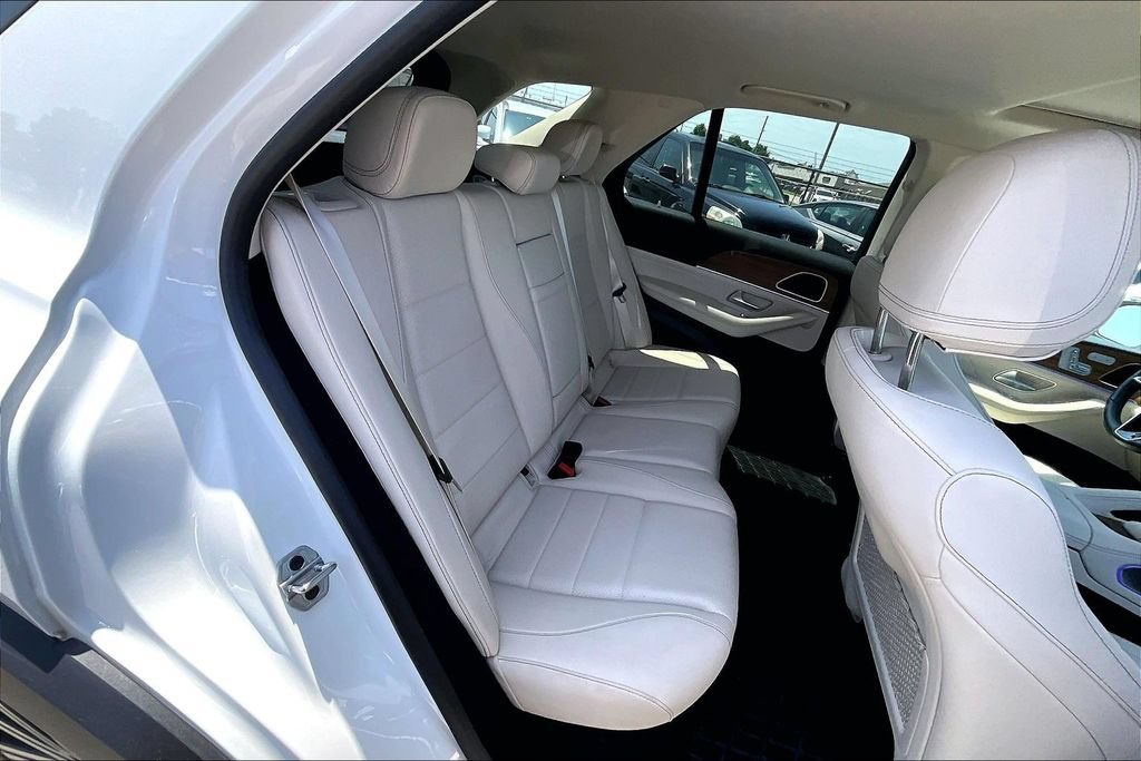 Used 2025 Mercedes-Benz GLE 350 4MATIC image 36