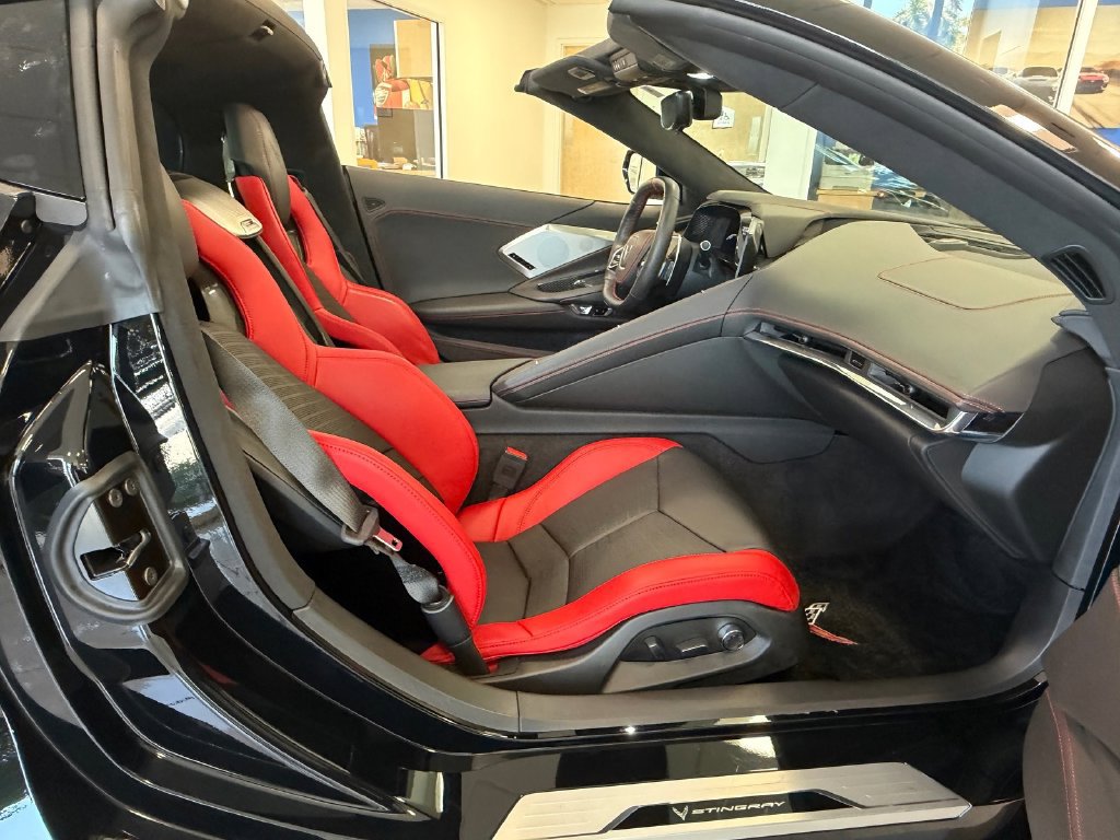 Used 2020 Chevrolet Corvette Stingray Premium Cpe w/ 3LT Preferred Equipment Group RWD image 11