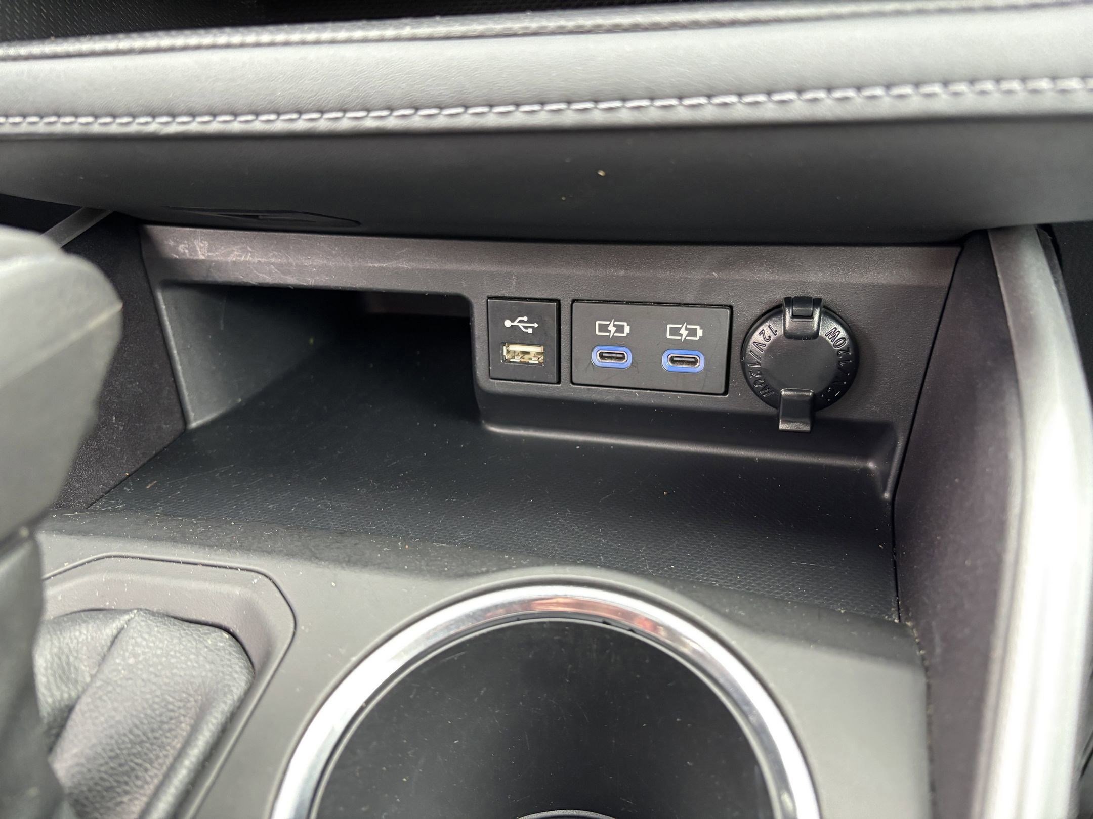 Used 2022 Toyota Highlander XLE image 39