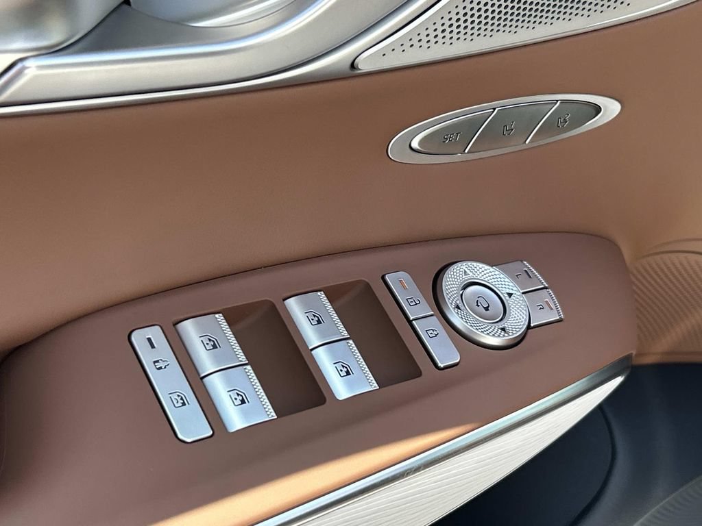 New 2026 Genesis GV70 2.5T Advanced AWD/4WD image 16