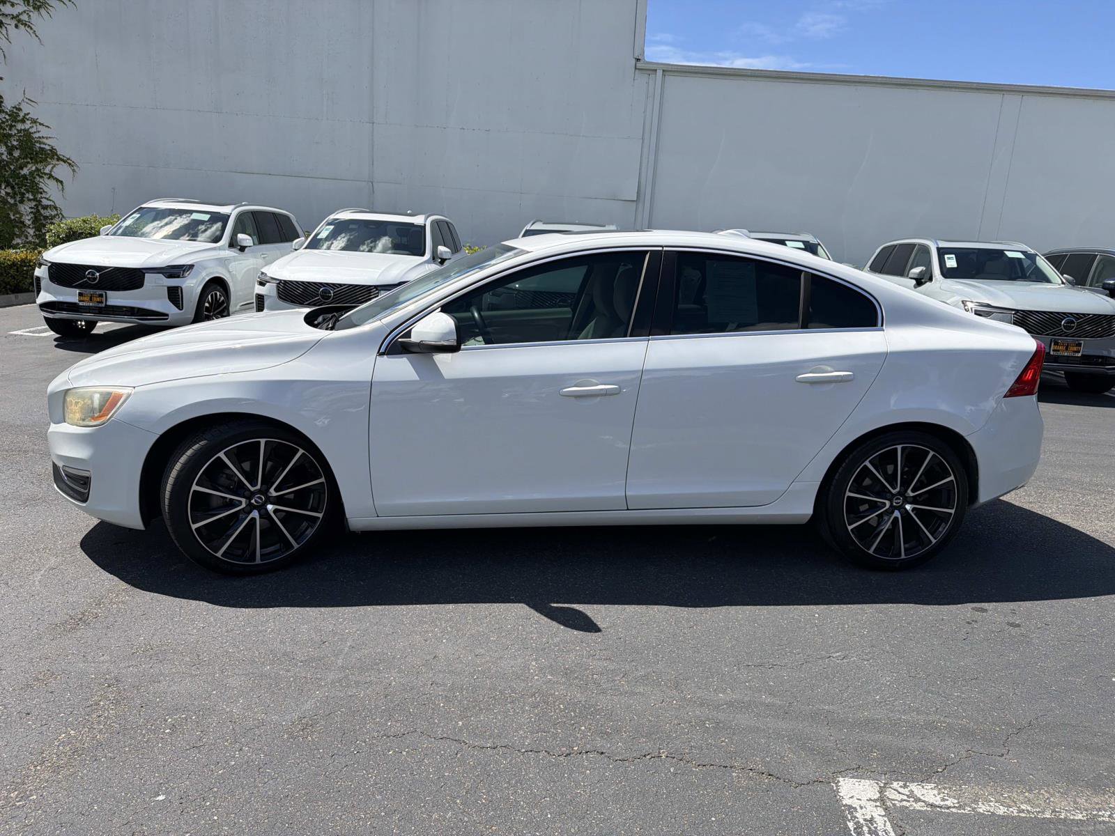 Used 2016 Volvo S60 T5 Premier w/ 19" Sport Package FWD image 8