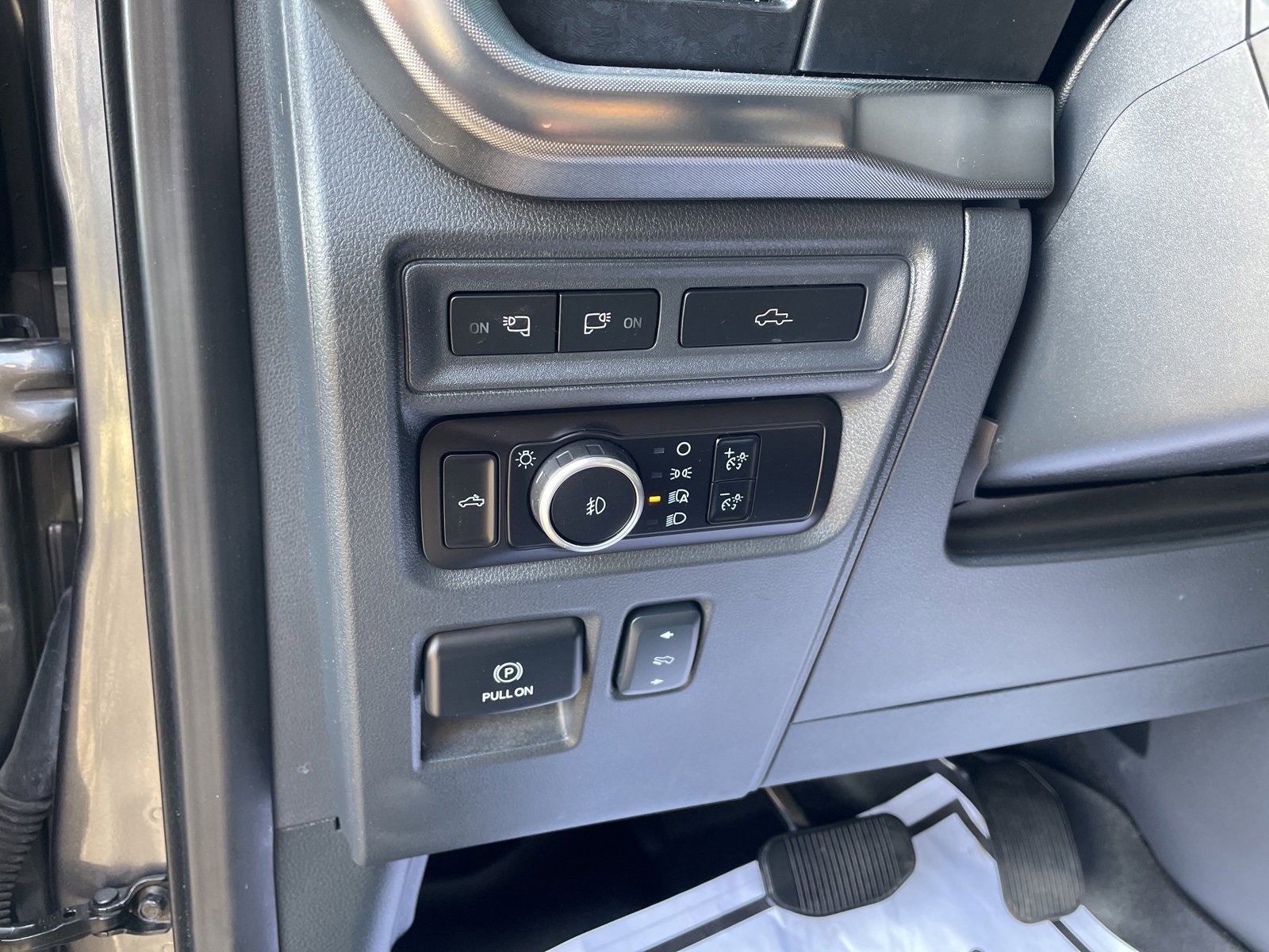 Used 2023 Ford F150 Tremor w/ Equipment Group 402A High image 15