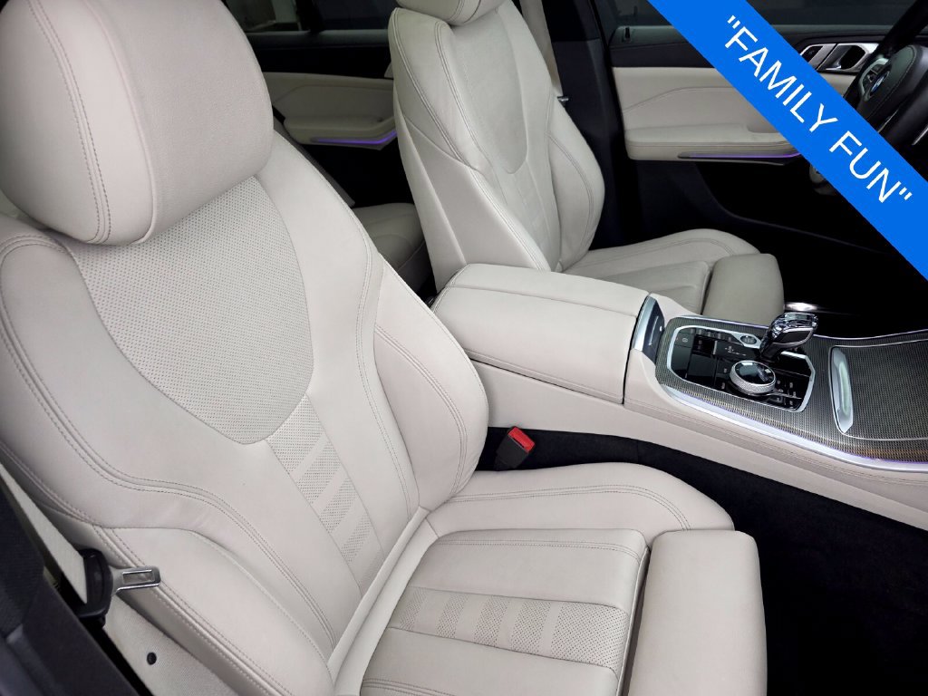 Used 2022 BMW X5 sDrive40i w/ M Sport Package RWD image 32