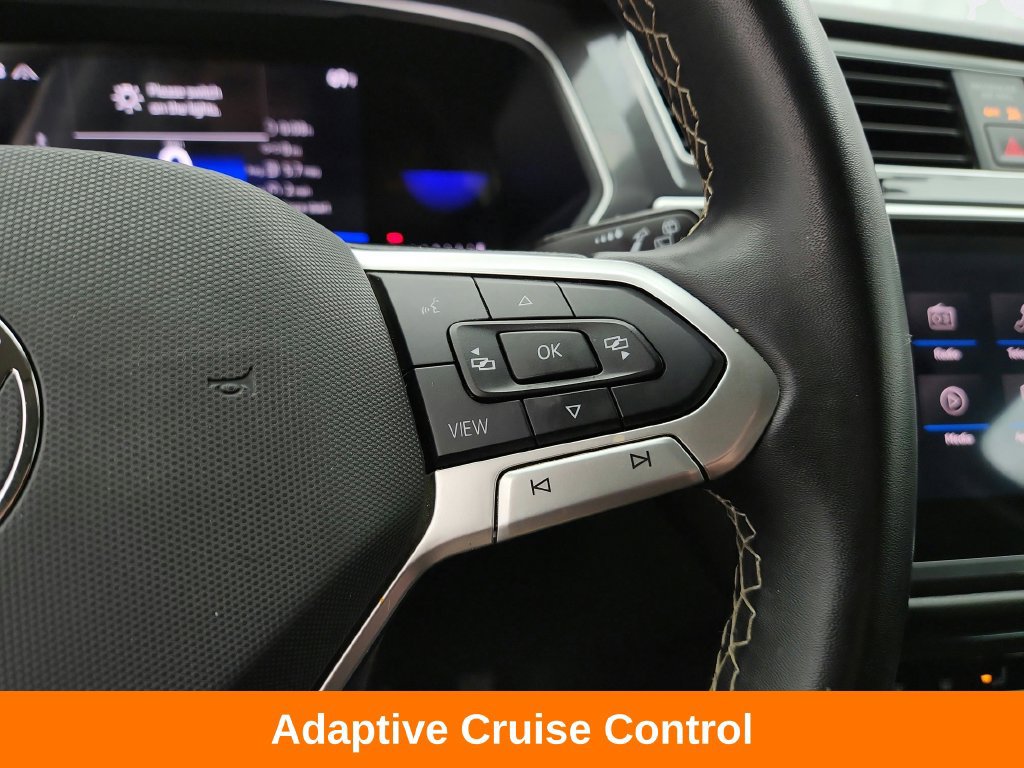 Used 2024 Volkswagen Tiguan SE AWD/4WD image 17