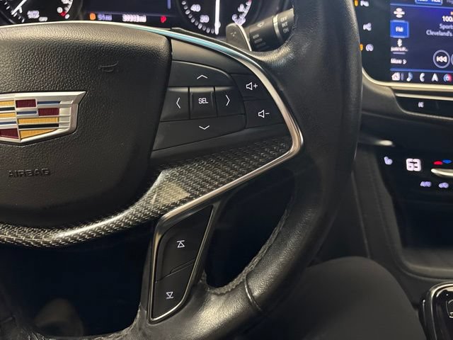 Certified 2022 Cadillac XT5 Sportv w/ LPO, ONYX Package AWD/4WD image 13