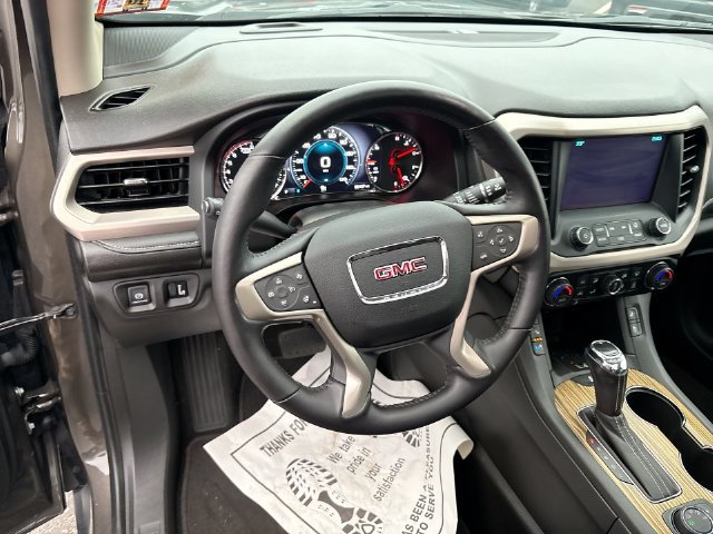 Certified 2019 GMC Acadia Denali w/ Technology Package AWD/4WD image 10