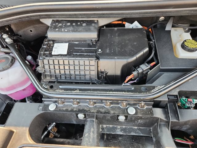Certified 2025 Volkswagen ID.4 Pro S AWD/4WD image 29