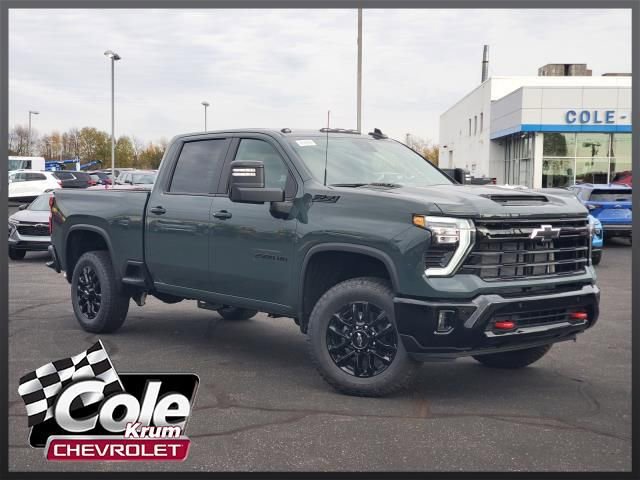 New 2026 Chevrolet Silverado 2500 LT video 1