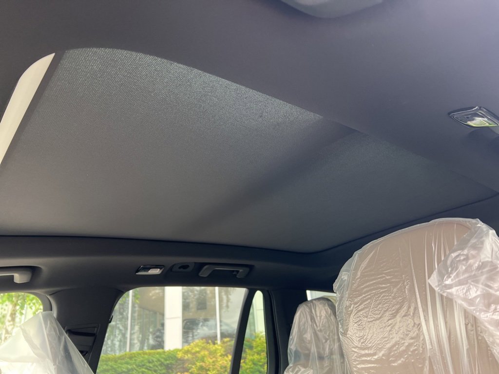 New 2026 Volvo XC90 B6 Plus w/ Protection Package Premier image 16