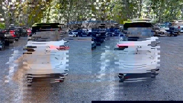 Used 2021 Buick Envision Essence image 40