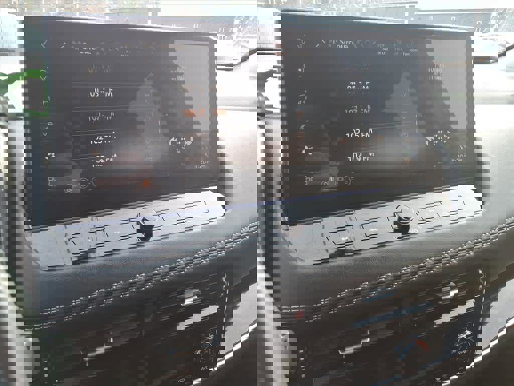 Certified 2024 Nissan Rogue SL image 10