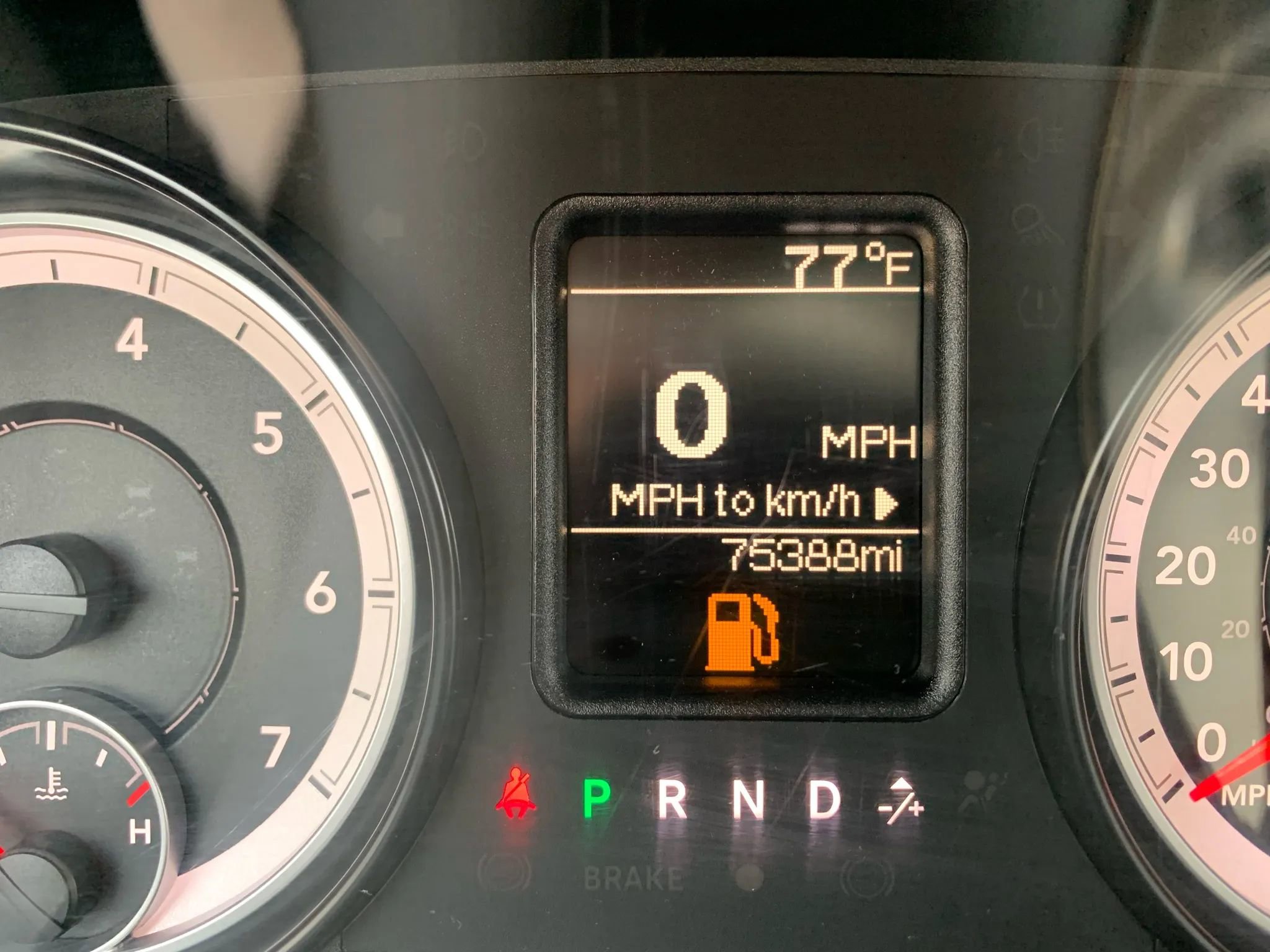 Used 2015 RAM 3500 Tradesman w/ Chrome Appearance Group image 13