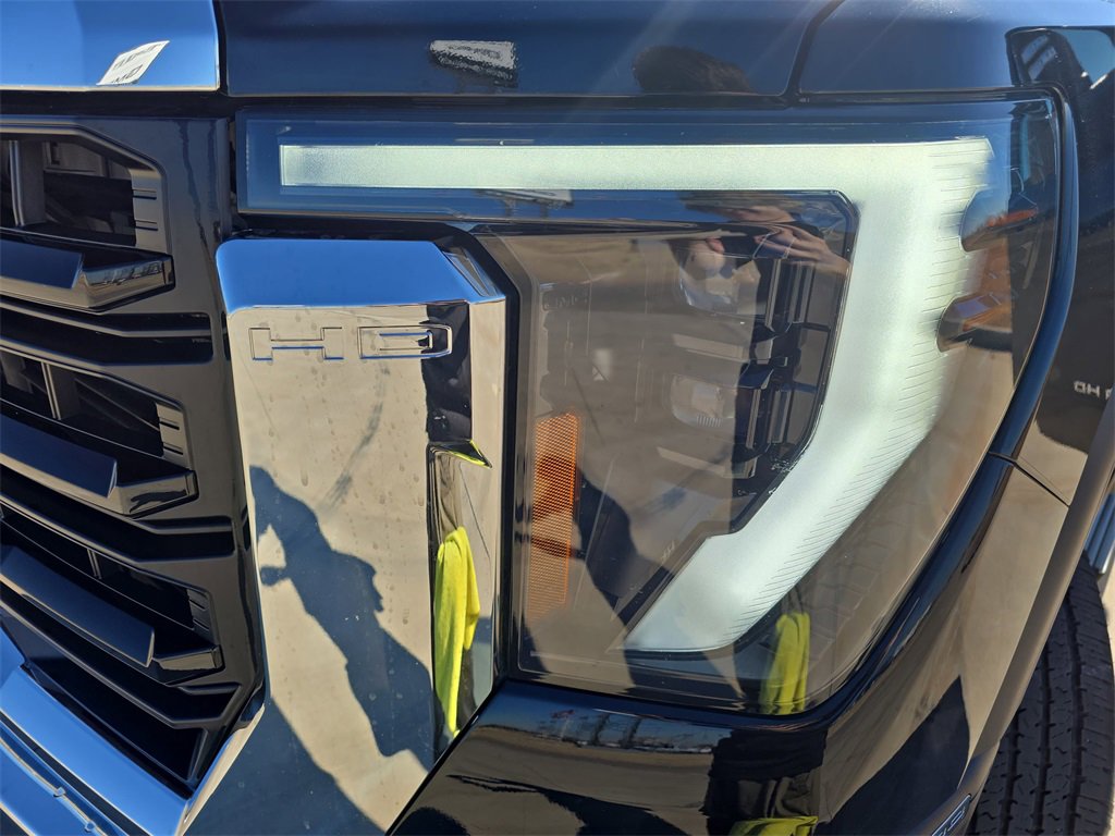 Used 2024 GMC Sierra 2500 Pro w/ 1SA Pro Safety Plus Package image 31