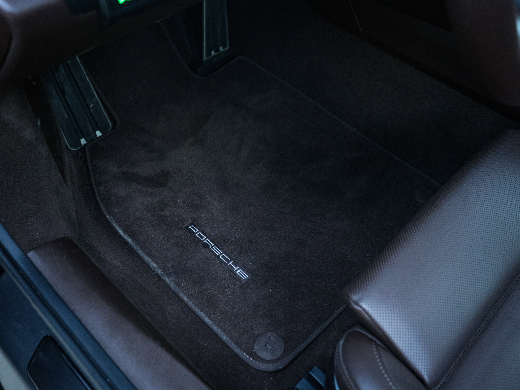 Used 2025 Porsche 911 Targa 4 GTS image 18