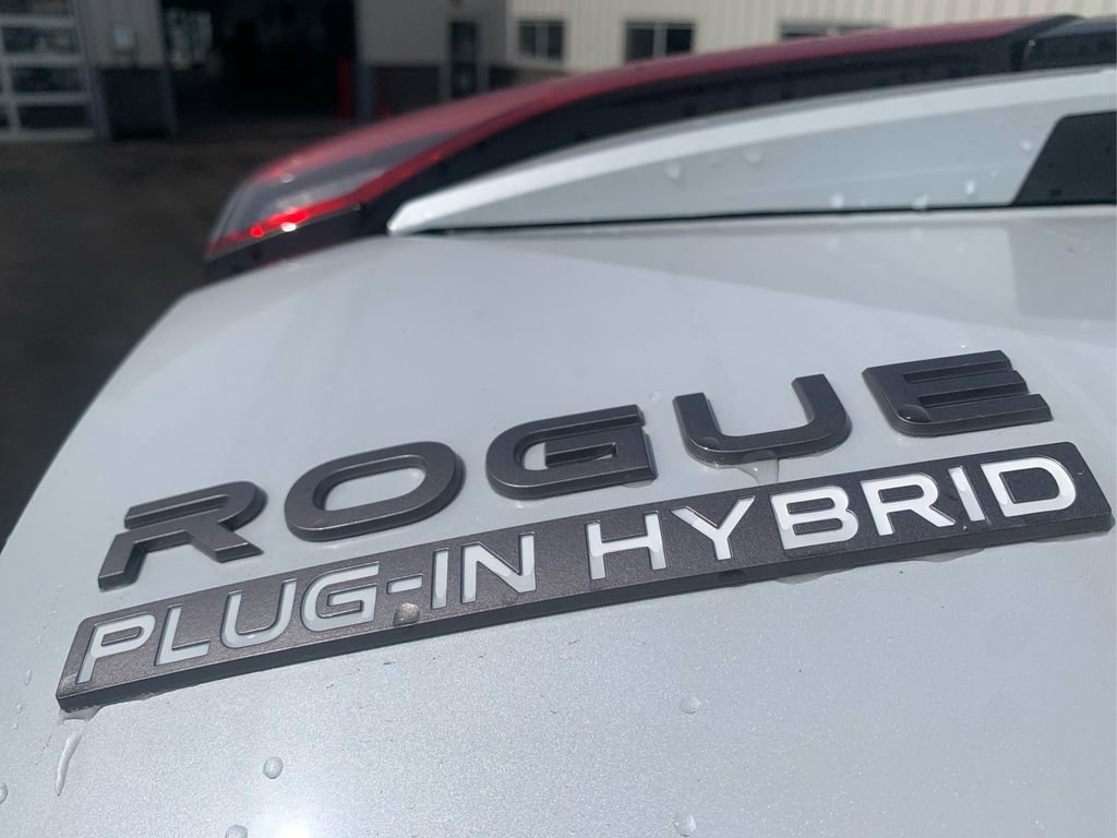 New 2026 Nissan Rogue SL image 14