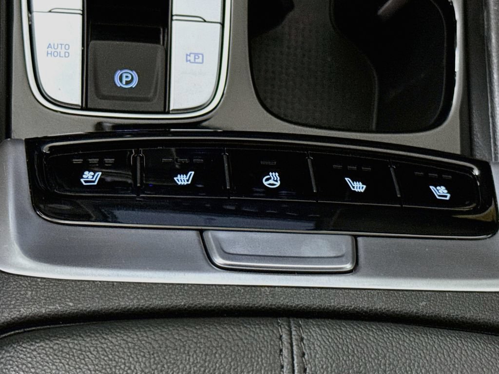 Certified 2024 Hyundai Santa Cruz Limited AWD/4WD image 13
