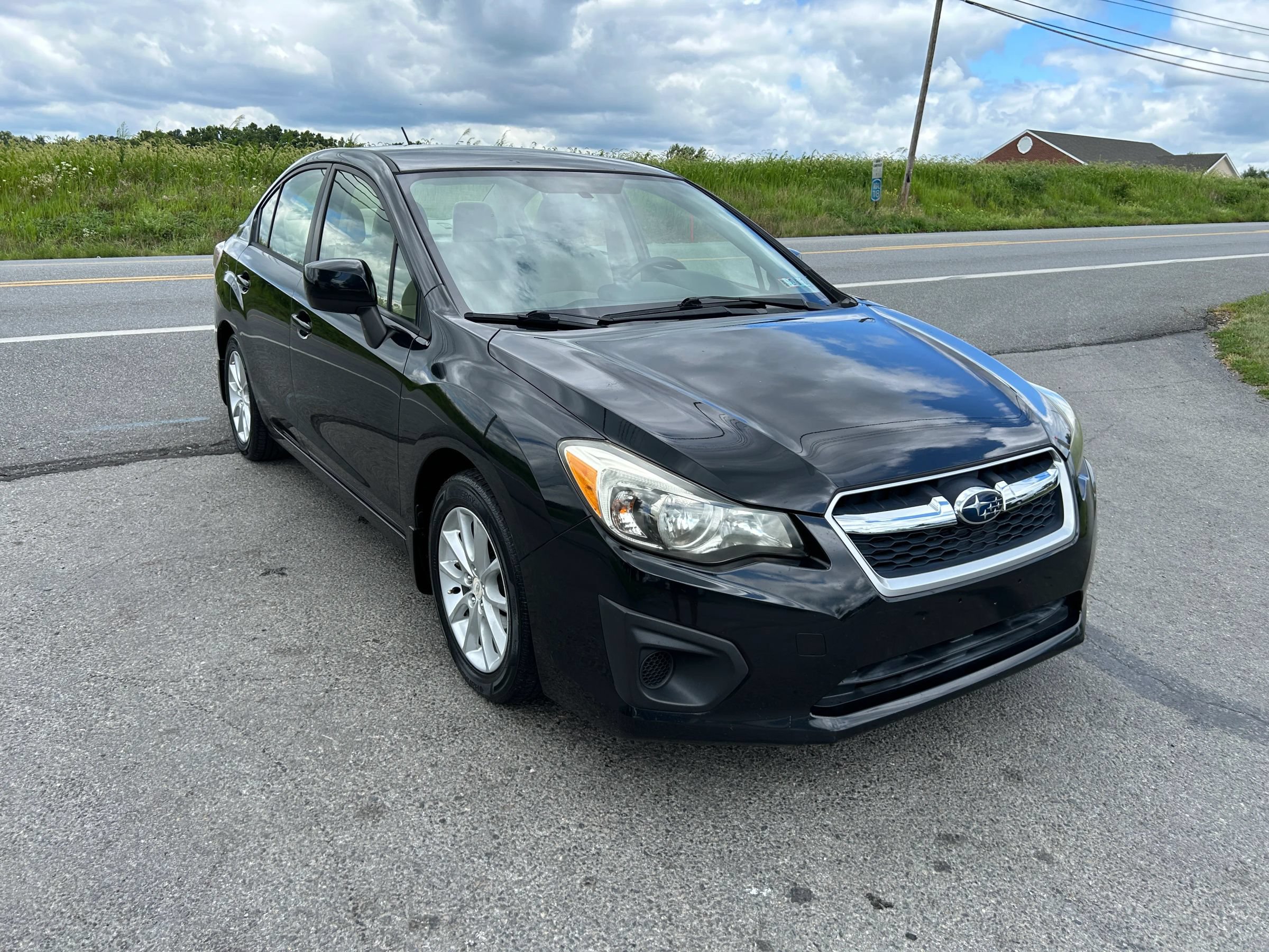 Used 2013 Subaru Impreza 2.0i Premium AWD/4WD image 3