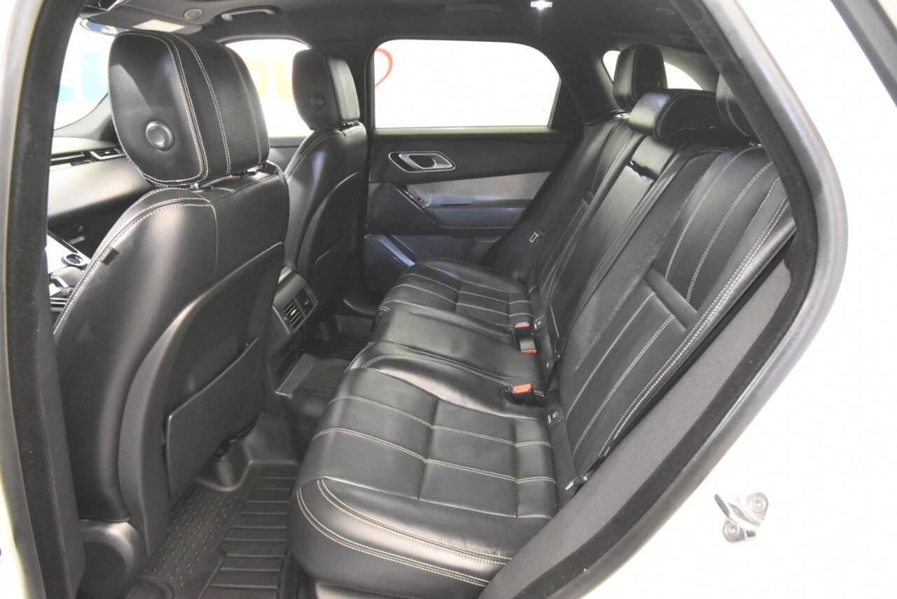 Used 2022 Land Rover Range Rover Velar R-Dynamic S AWD/4WD image 17
