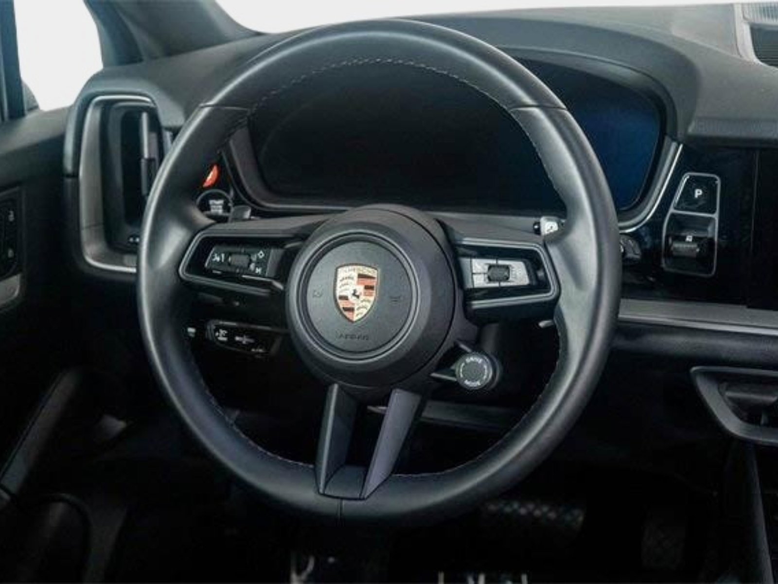 Used 2024 Porsche Cayenne image 60
