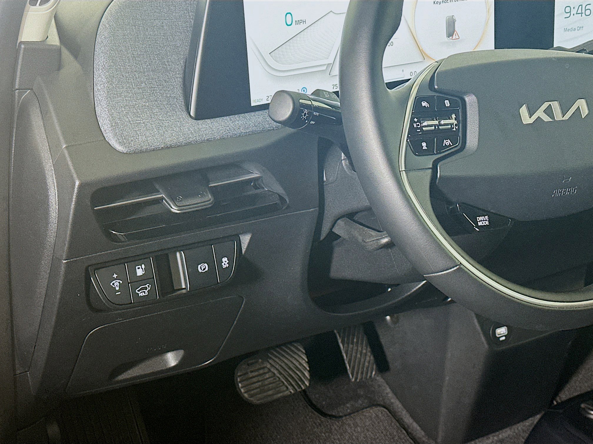 Used 2024 Kia EV6 Wind image 17