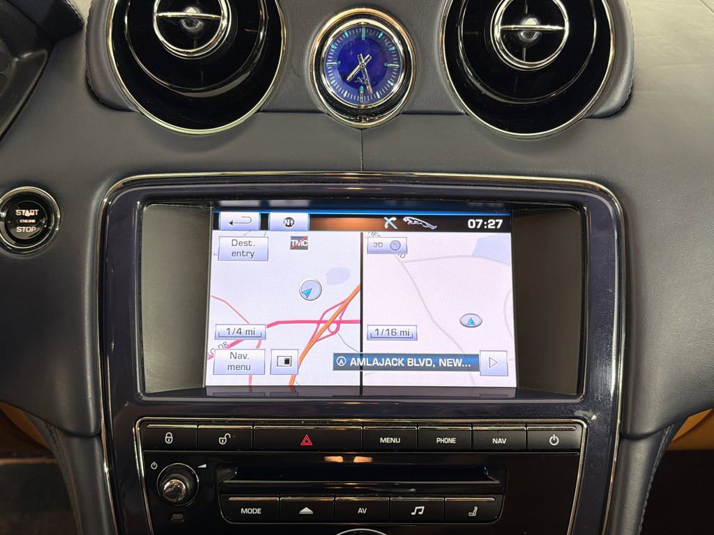 Used 2012 Jaguar XJ L image 3