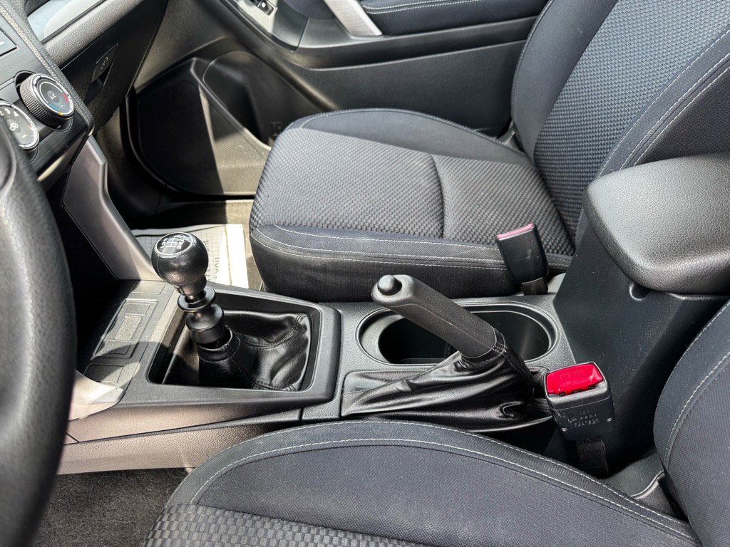 Used 2015 Subaru Forester 2.5i image 18