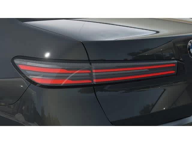 New 2027 BMW 740i xDrive AWD/4WD image 8