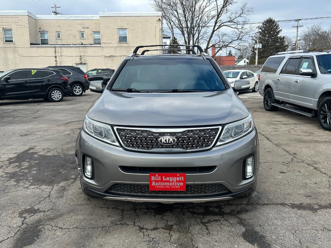 Used 2014 Kia Sorento SX image 3