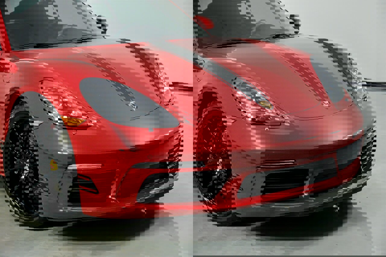 Used 2024 Porsche 718 Cayman image 3