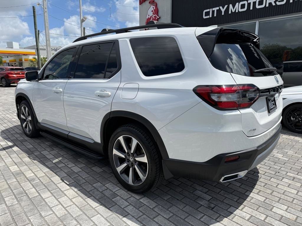 Used 2023 Honda Pilot Elite image 5