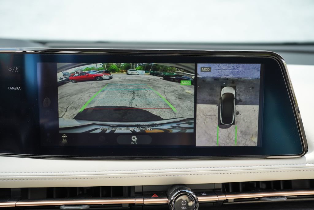 Used 2023 Nissan Ariya FWD image 33