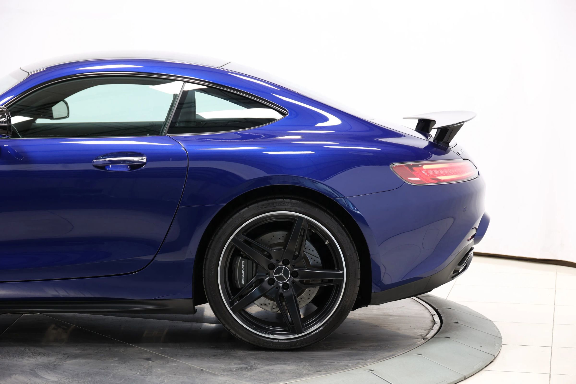 Used 2017 Mercedes-Benz AMG GT Coupe image 9