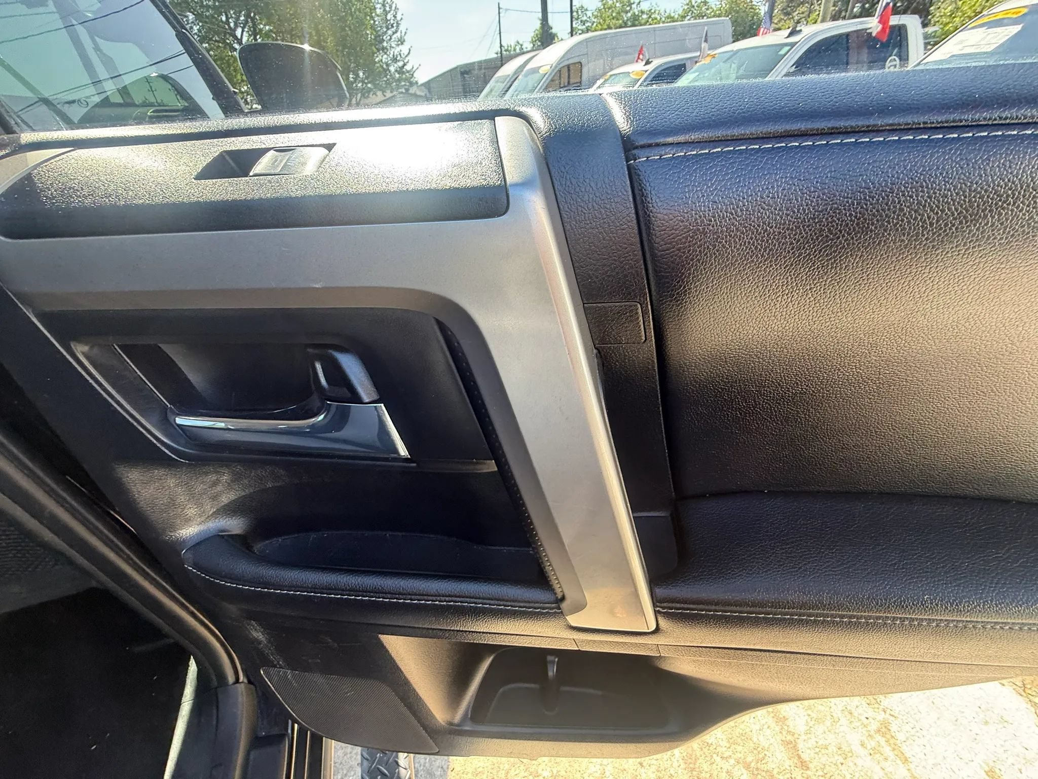 Used 2018 Toyota 4Runner SR5 RWD image 25