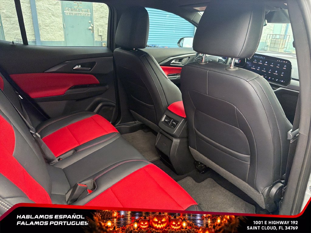 Certified 2024 Chevrolet Equinox EV RS FWD image 31