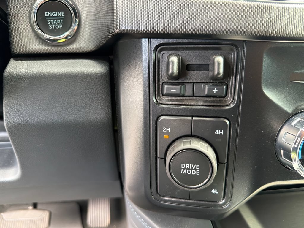 Used 2026 Ford F450 Platinum AWD/4WD image 31