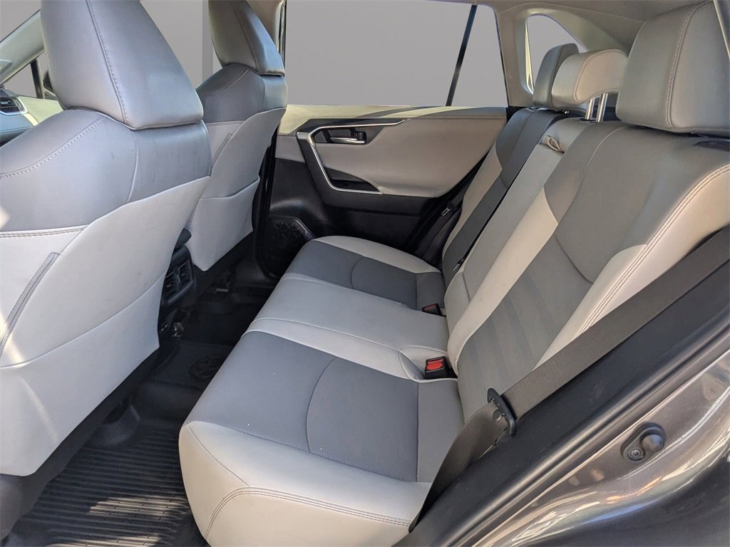Used 2023 Toyota RAV4 Limited image 15