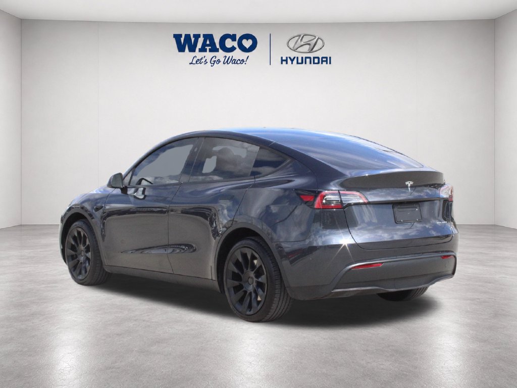 Used 2024 Tesla Model Y Long Range AWD/4WD image 9