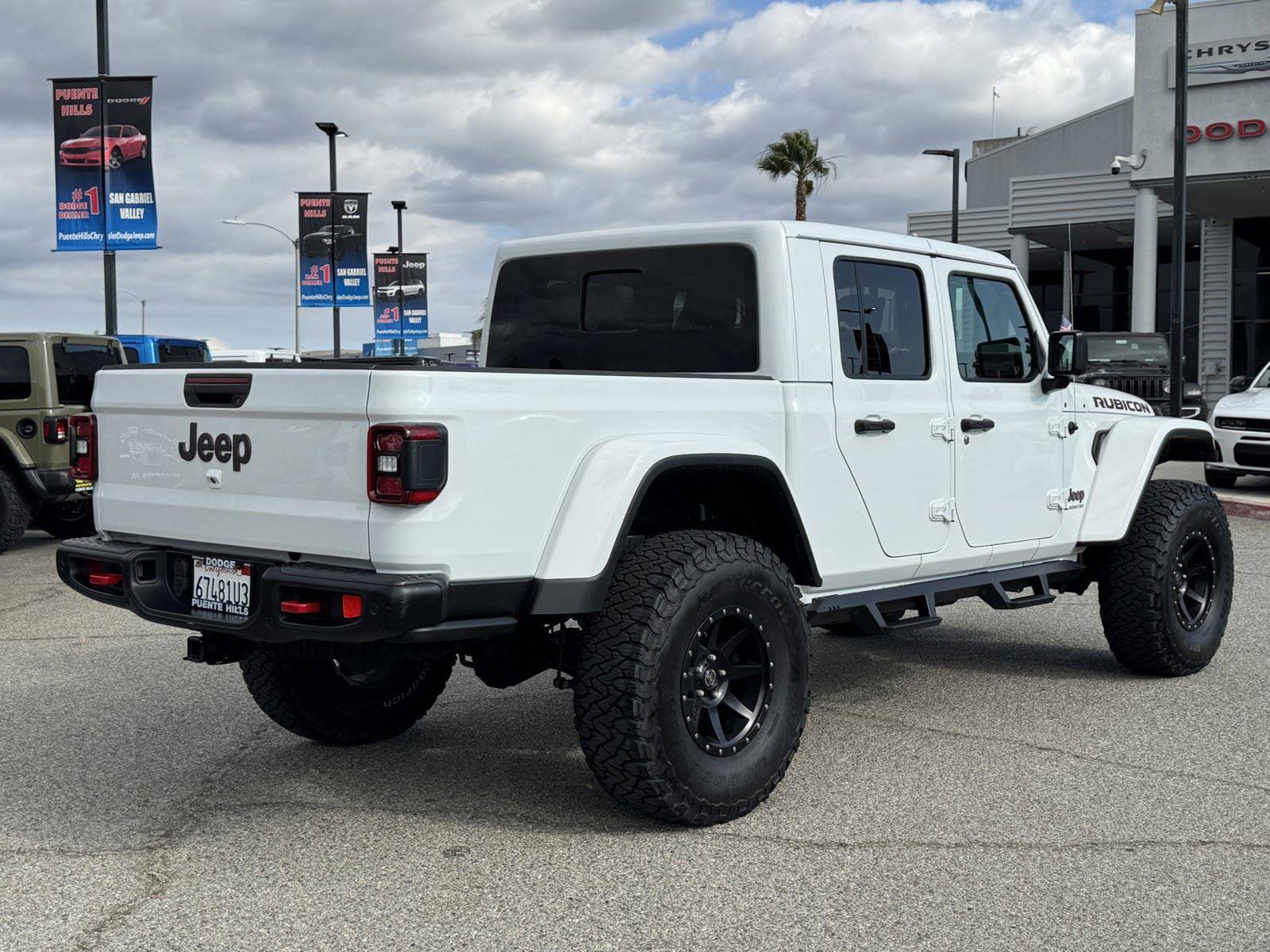 Used 2021 Jeep Gladiator Rubicon AWD/4WD image 6