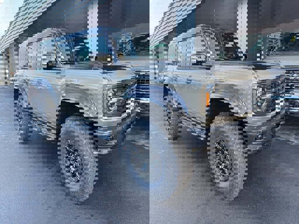 New 2025 Ford Bronco Raptor image 8