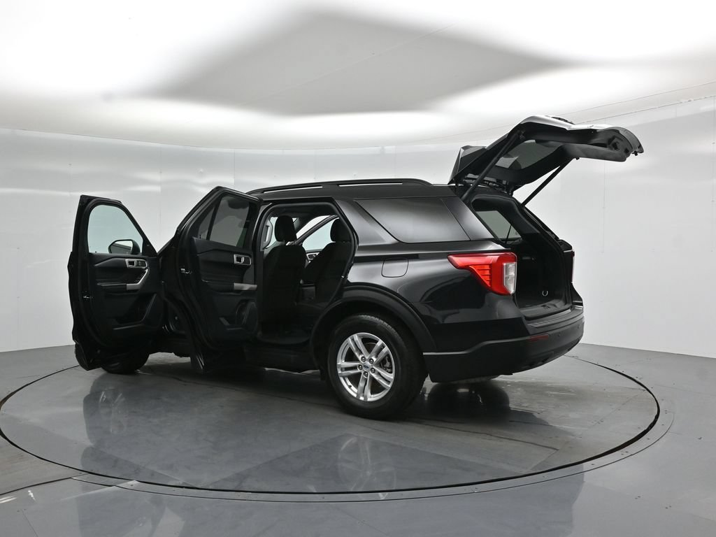 Certified 2023 Ford Explorer XLT RWD image 35