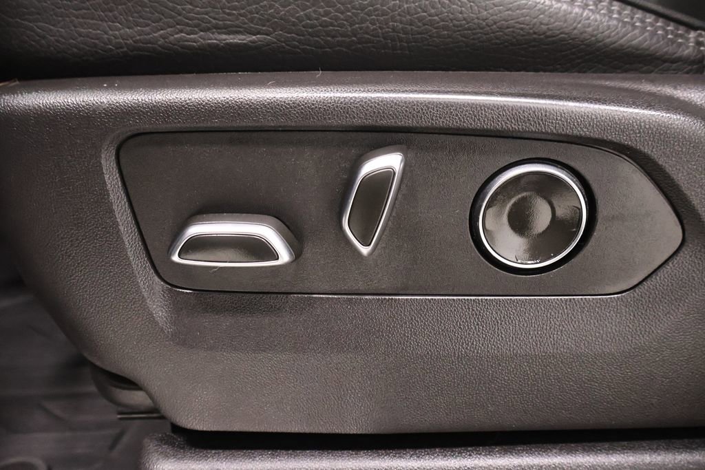 Used 2024 GMC Sierra 2500 Denali w/ Denali Reserve Package image 15