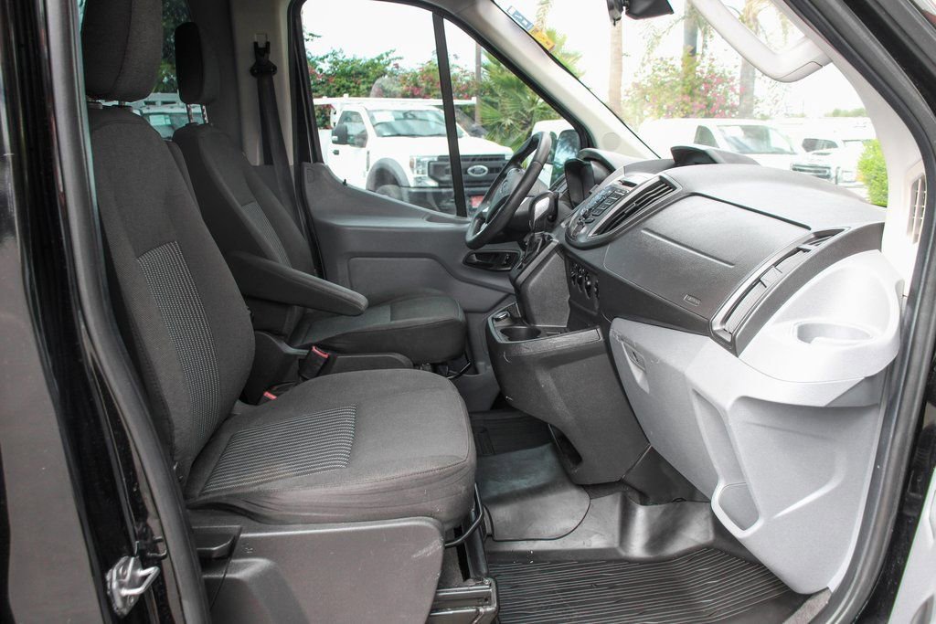 Used 2019 Ford Transit 350 XLT image 40
