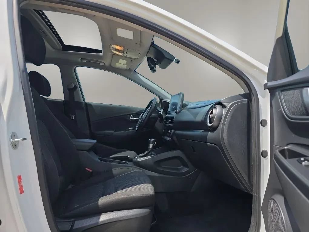 Used 2022 Hyundai Kona SEL w/ Convenience Package FWD image 42