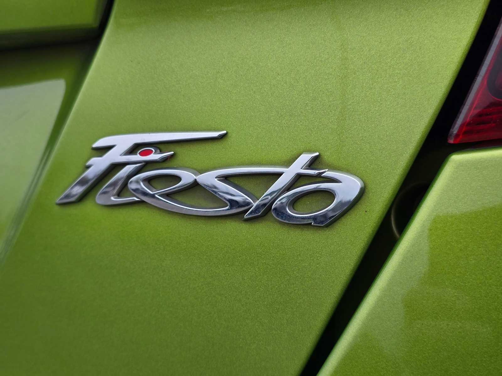 Used 2019 Ford Fiesta ST-Line w/ ST Line Cold Weather Package FWD image 14