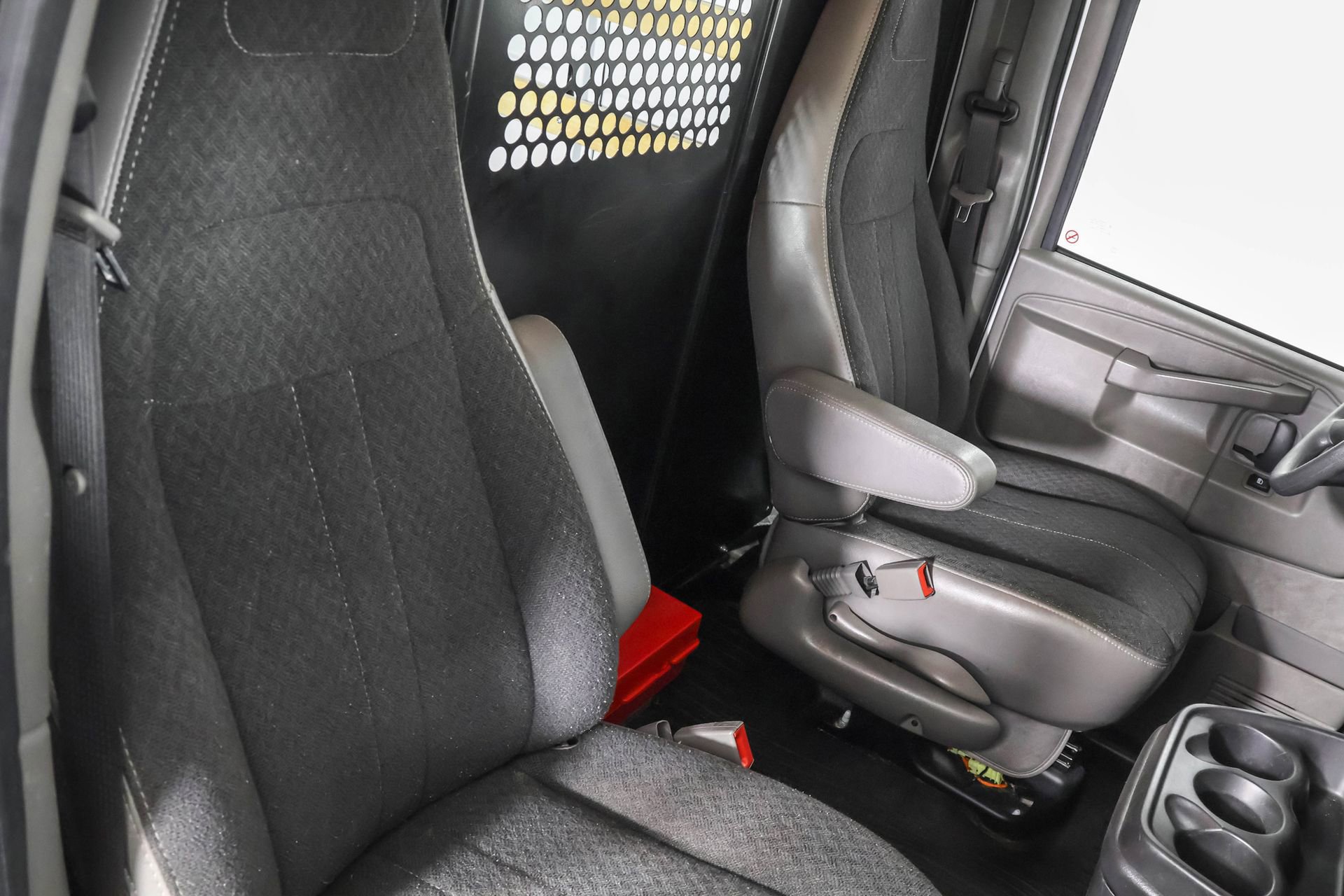 Used 2023 Chevrolet Express 2500 w/ Driver Convenience Package image 36