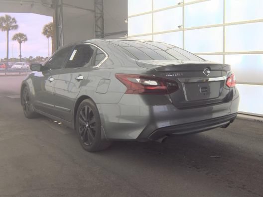 Used 2017 Nissan Altima 2.5 SR FWD image 3
